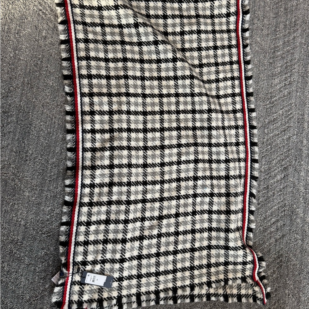 Tommy Hilfiger Houndstooth Scarf with Red and Black Accents